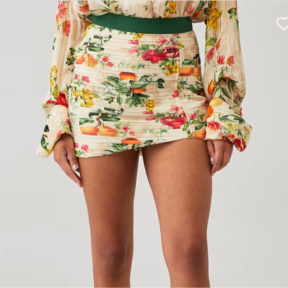 Floral Pleated Mini Skirt in Cream with Multicolor Print